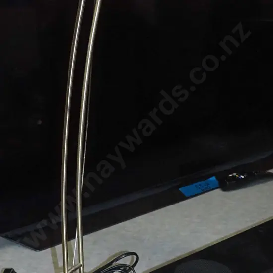 halogen desk lamp - no bulb