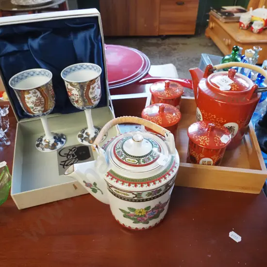 Taiwanese tea set, 2x presentation goblets - both have repairs, extra tea pot