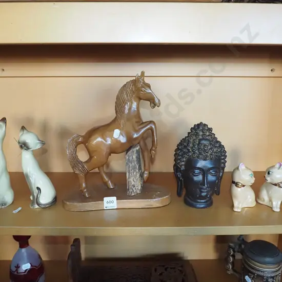 ornaments; cats, buddha etc