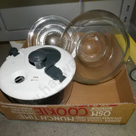 box; salad spinner, glass bowls