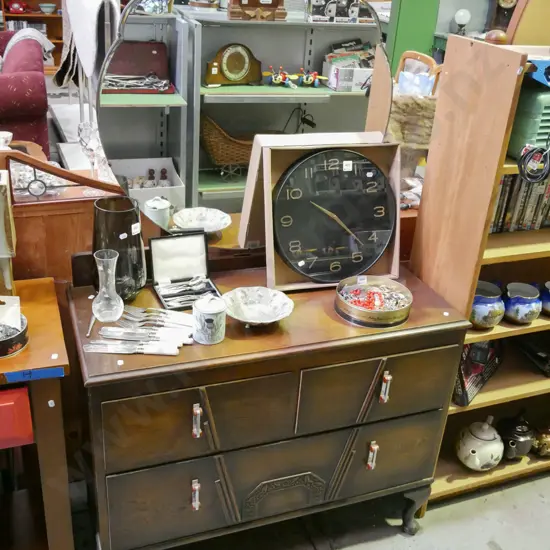 deco 3 drawer mirror back dresser H-1580 W-950 D-420