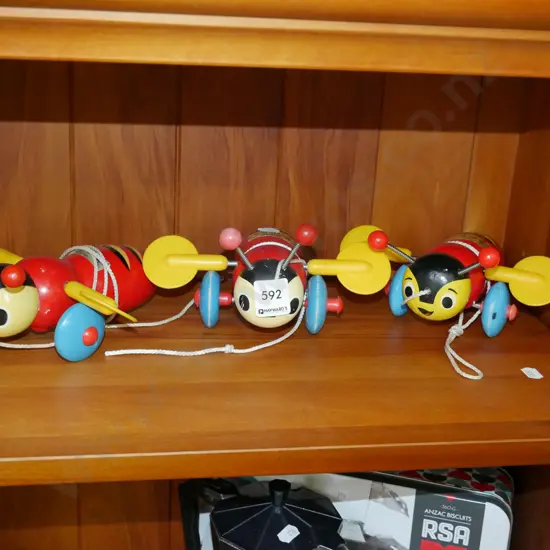 3x Buzzy Bees