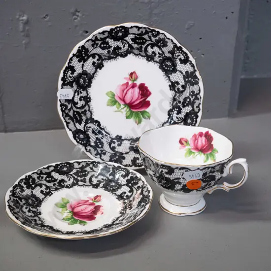 Royal Albert "Senorita" trio