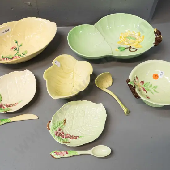6 pieces of Carlton Ware - 5 dishes and a sauce bowl with spoon, different patterns and colours, largest is H-50 L-240