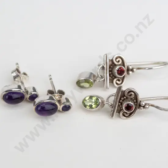 2 pairs silver earrings