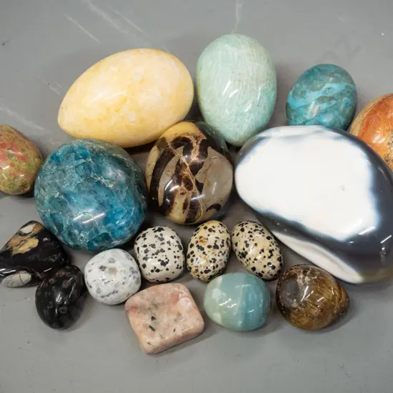 assorted polished semi-precious stone and mineral specimens - some egg shaped, heart, etc - largest is L-100