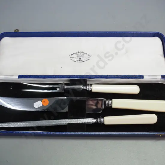 vintage Latham & Owen Sheffield cased bone-handled carving set - case L-400 W-130