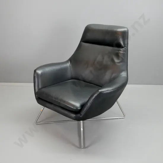 contemporary black leather lounge chair on tubular chrome x-frame base - a few small marks to leather H-935 W-900 D-750