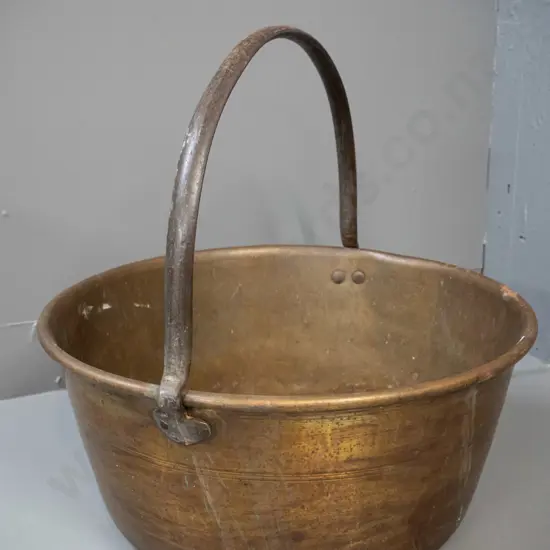brass jam pan with cast iron handle - some denting to pan, corrosion to handle H-400 D-420