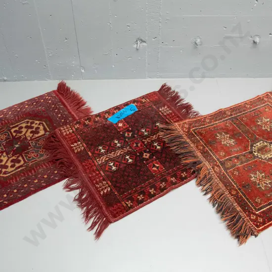 3 Persian style hand-knotted wool small mats L-500 W-480