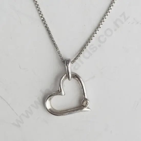 Silver chain and heart pendant