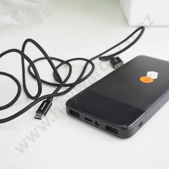 Black Powerbank with charger cable