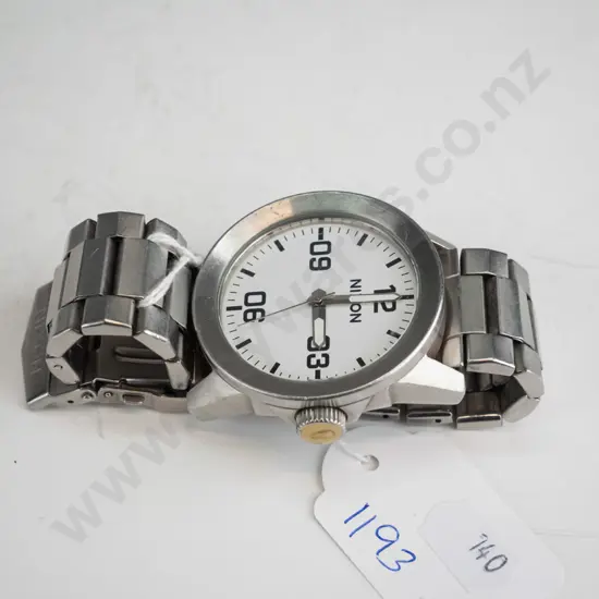 NIXON Branded watche