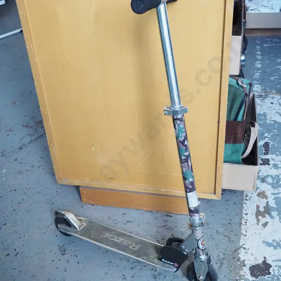 Silver and Camo Razor Scooter