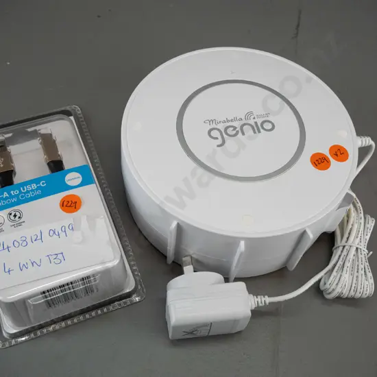 Mirabella Genio Wi-Fi Nebula & Star projector, plus USB-A to  USB-C rainbow connector