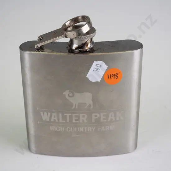 Stainless steel hip flask 