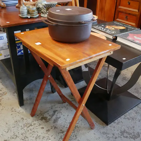 small foldaway table H-650 W-475 D-370