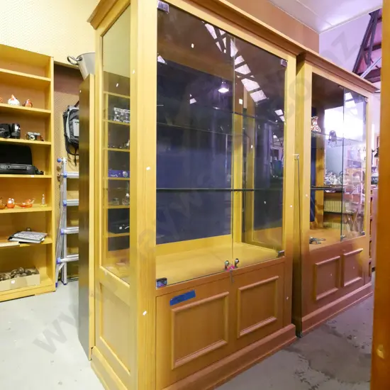 large wood and heavy glass lockable display cabinet - 2x solid and 2x glazed doors