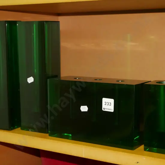 4x green acrylic vases H-245