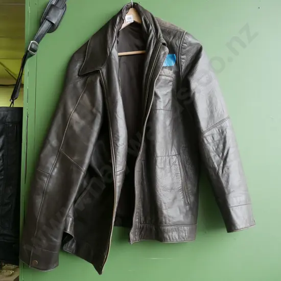 mens leather size XL jacket