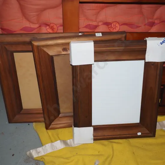 3x pine picture frames