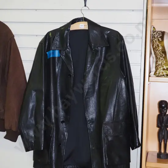 black Jaeger Italian size M leather jacket