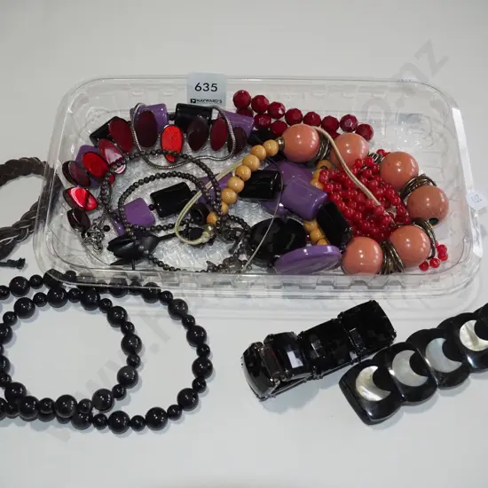 plastic tray of costume jewellery