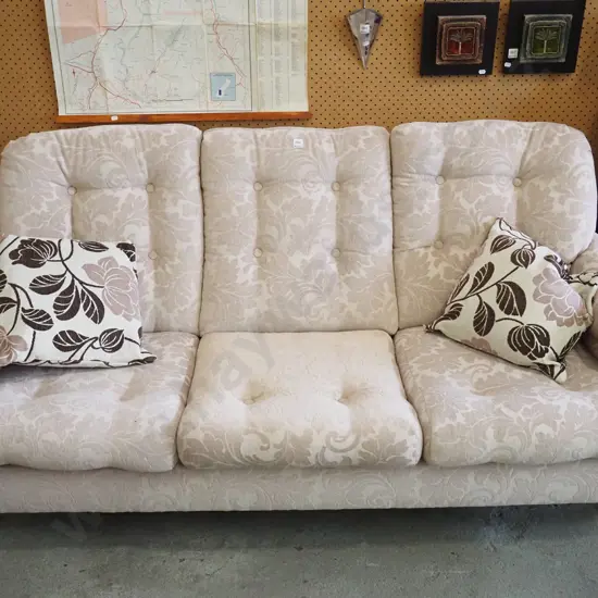 wood & deep button cream floral 3-seater settee and 2 cushions