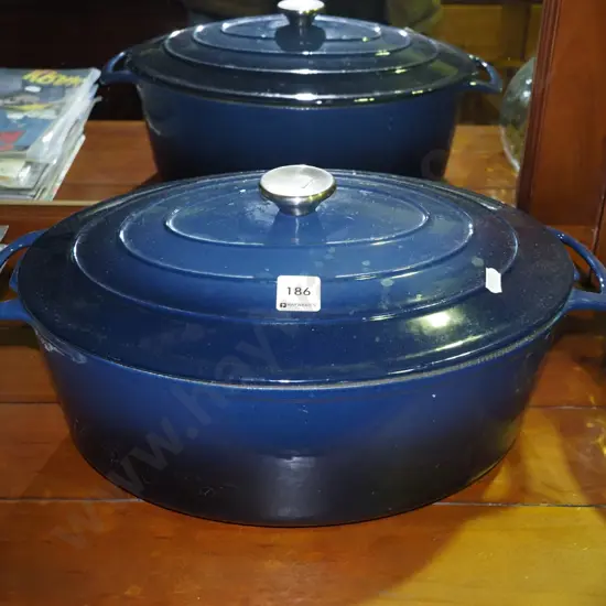 large Stevens cast iron blue enamel casserole L-440
