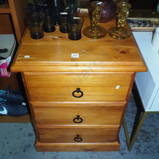 pine 3-drawer bedside cabinet