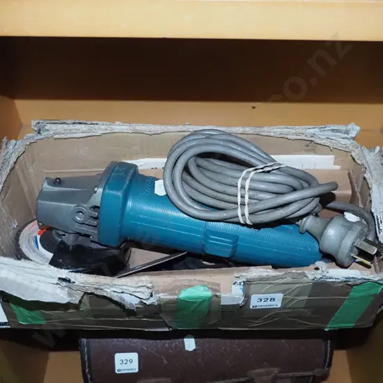 Makita angle grinder
