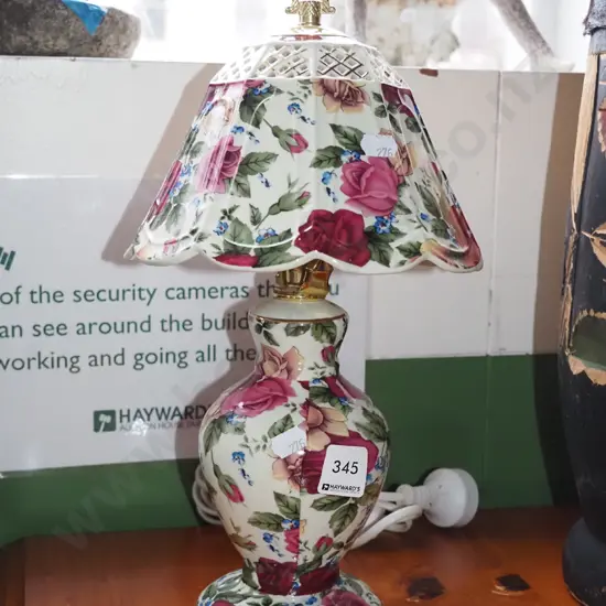 AOF ceramic table lamp