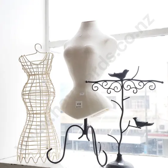 2 jewellery stands, small calico torso on stand H-620