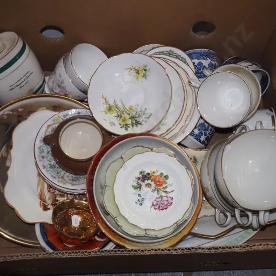 box; cups, saucers, bowls etc
