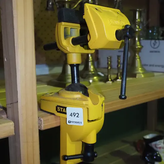 Stanley bench mounted hobby vice