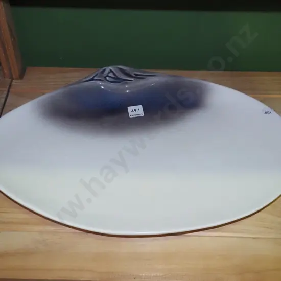 hand made NZ ceramic shell ashet