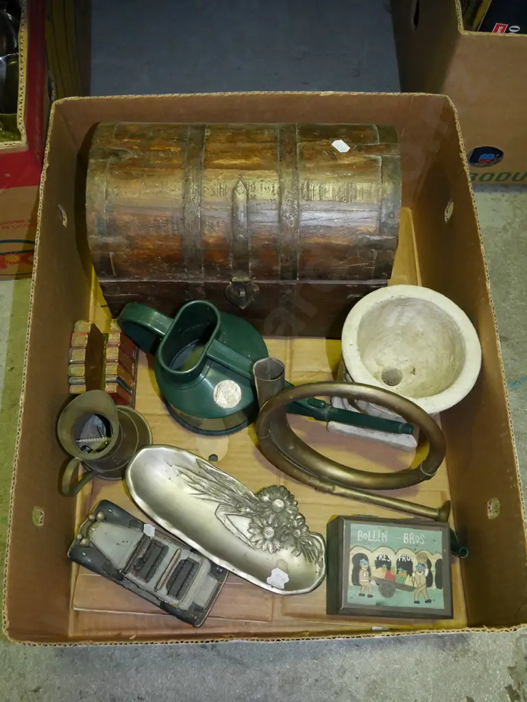 box; wooden chest, watering can, garden urn etc Image 1++