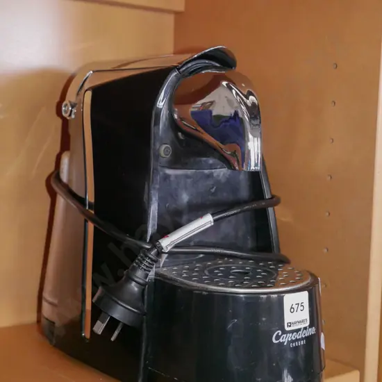 Capodcino chrome pod coffee machine