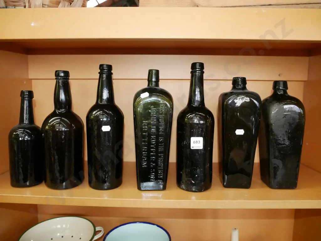 bay of bottles Image 1++