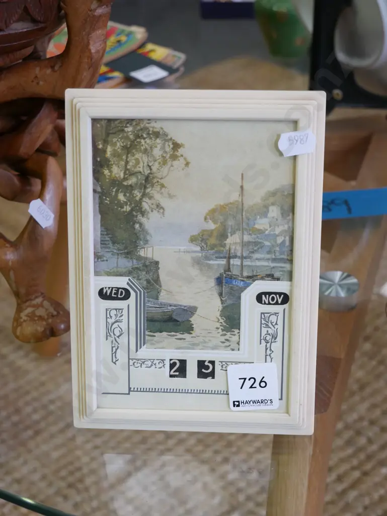 vintage desktop perpetual calender Image 1++