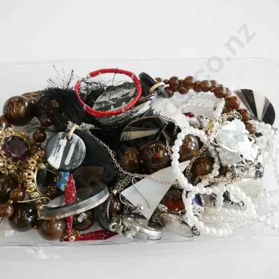 tray of costume jewellery