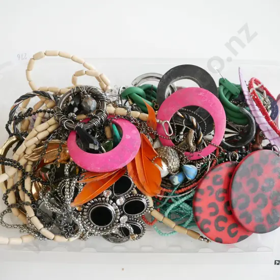 tray of costume jewellery