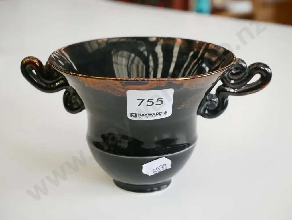 brown lustre glazed vase (Keen Dunedin) Image 1++