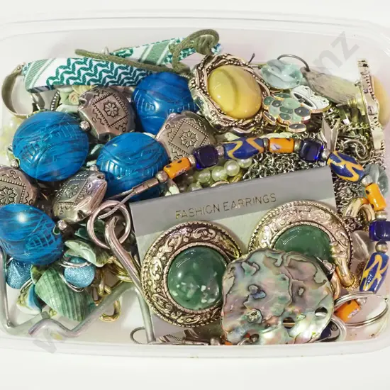tray of costume jewellery