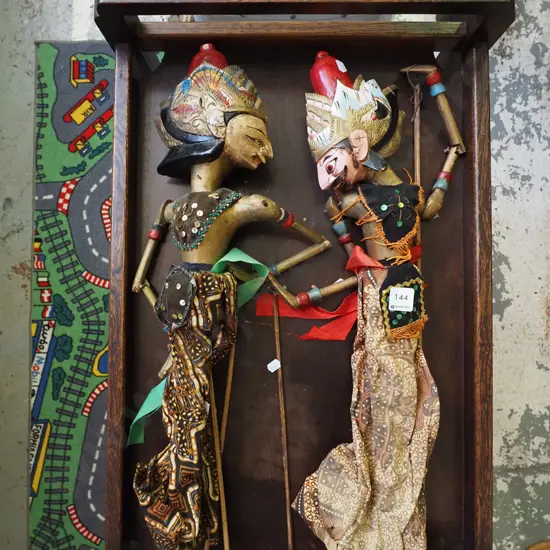 2x Indonesian puppets Javan wayang goleks)