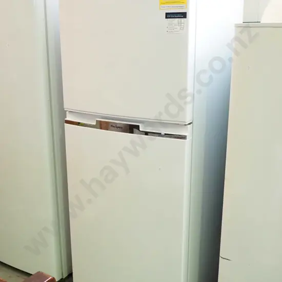 Westinghouse fridge/freezer H-1410 W-540 D-560