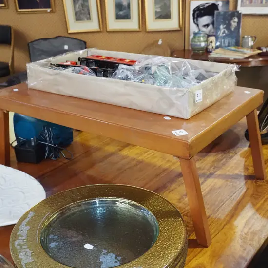 wooden rimu beer tray