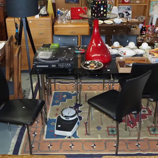 black and clear glass top dining table w/chrome legs, 6 matching chrome and vinyl chairs H740 L1590 W900