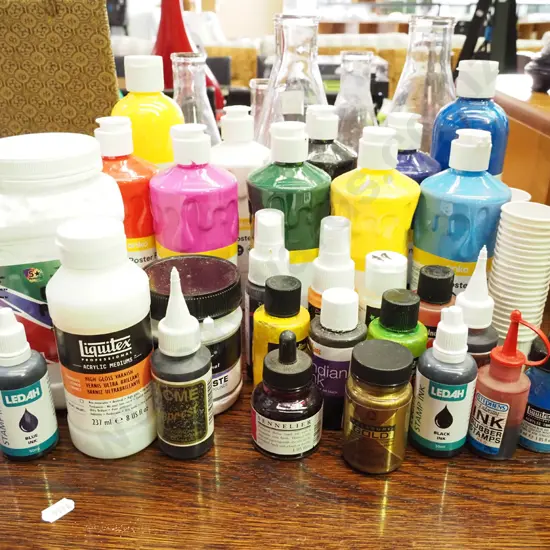 various artist's paints