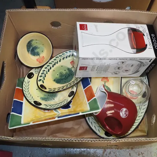 box; decanter, whisky jug, fruit bowl etc